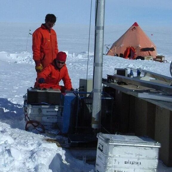 Ящики Zarges в Антарктике