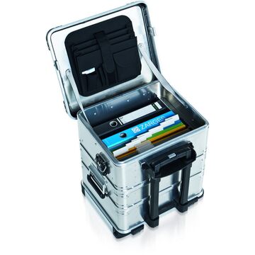 K 424 XC Mobil Box Office  