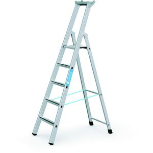 Стремянки с широкими ступенями с противоскользящими вставками ZARGES Saferstep S